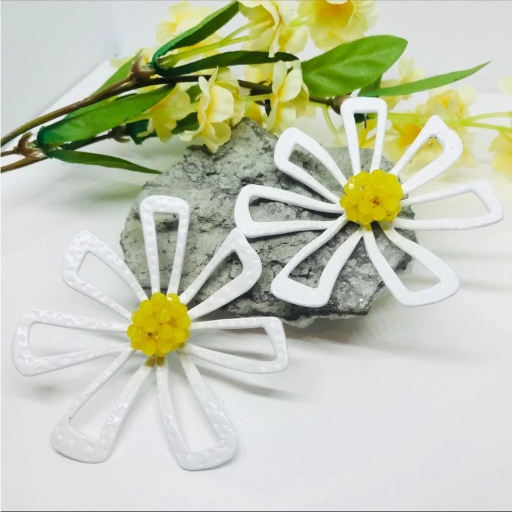 For Love and Lemons Cruz earrings - Picture 11 of 13